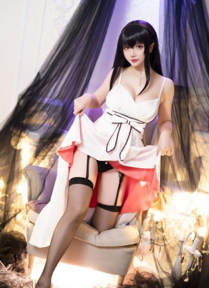 一代女皇潘迎紫版的电视剧40集_BD高清欧美在线观看